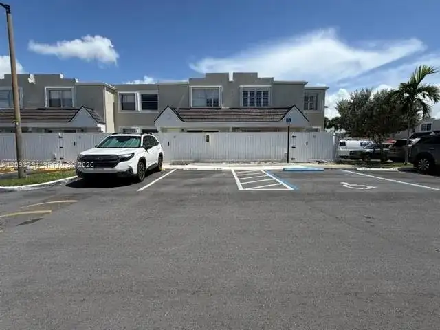 4590 SW 68th Ct Cir # 8, Miami FL 33155 photo 3