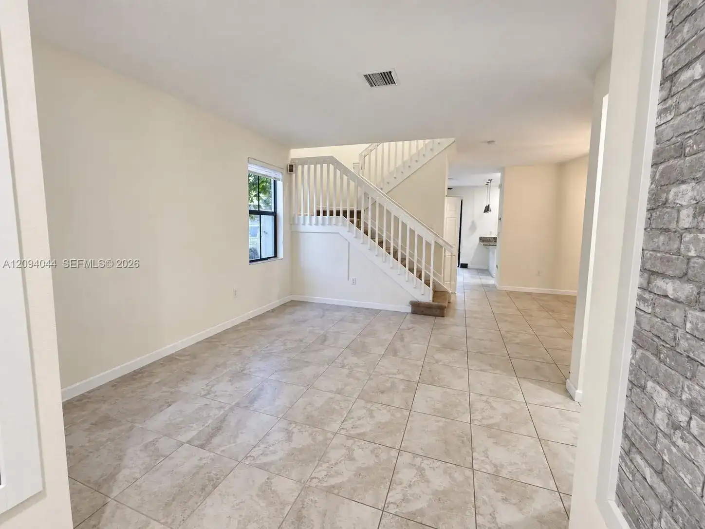 10306 W 33rd Ln, Hialeah FL 33018 photo 5