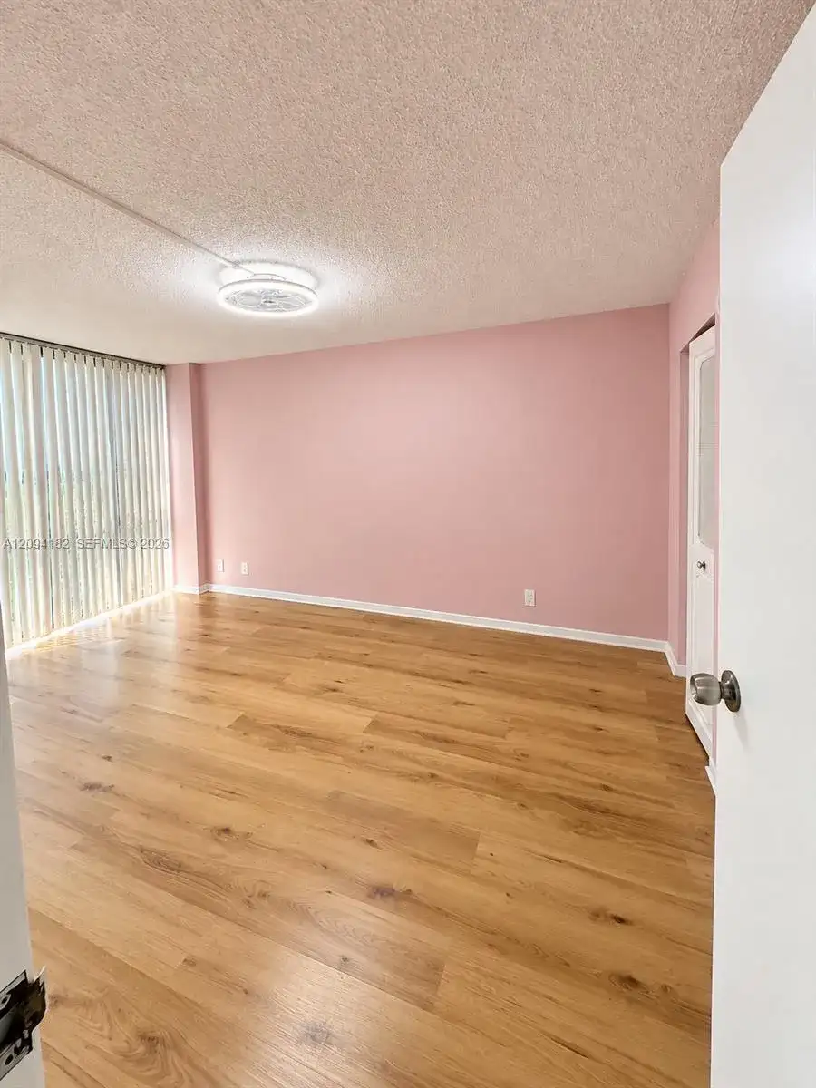 17011 N Bay Rd # 117, Sunny Isles Beach FL 33160 photo 4