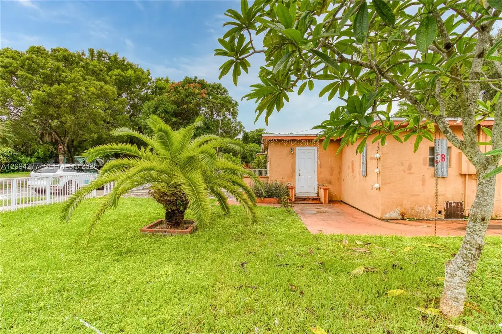 625 Columbus Pkwy, Hollywood FL 33021 photo 4