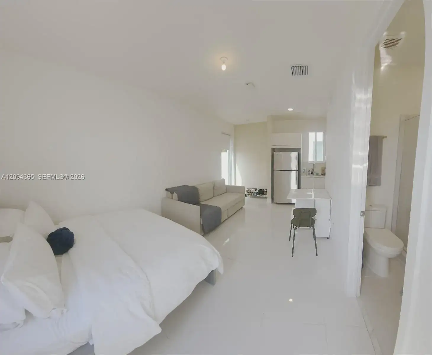 6611 NW 102nd Path # 0, Doral FL 33178 photo 2
