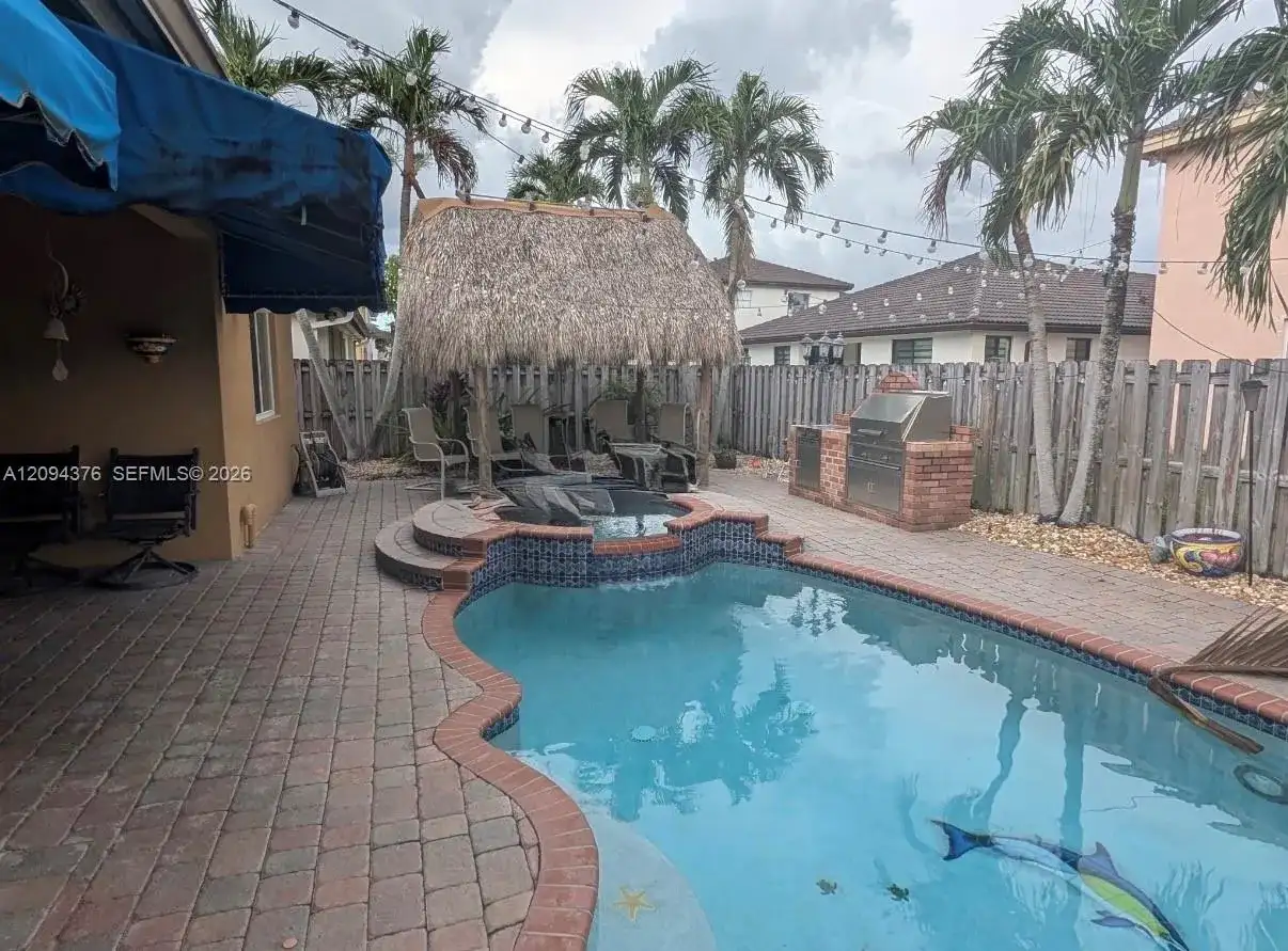 2924 SW 144th Pl, Miami FL 33175 photo 3