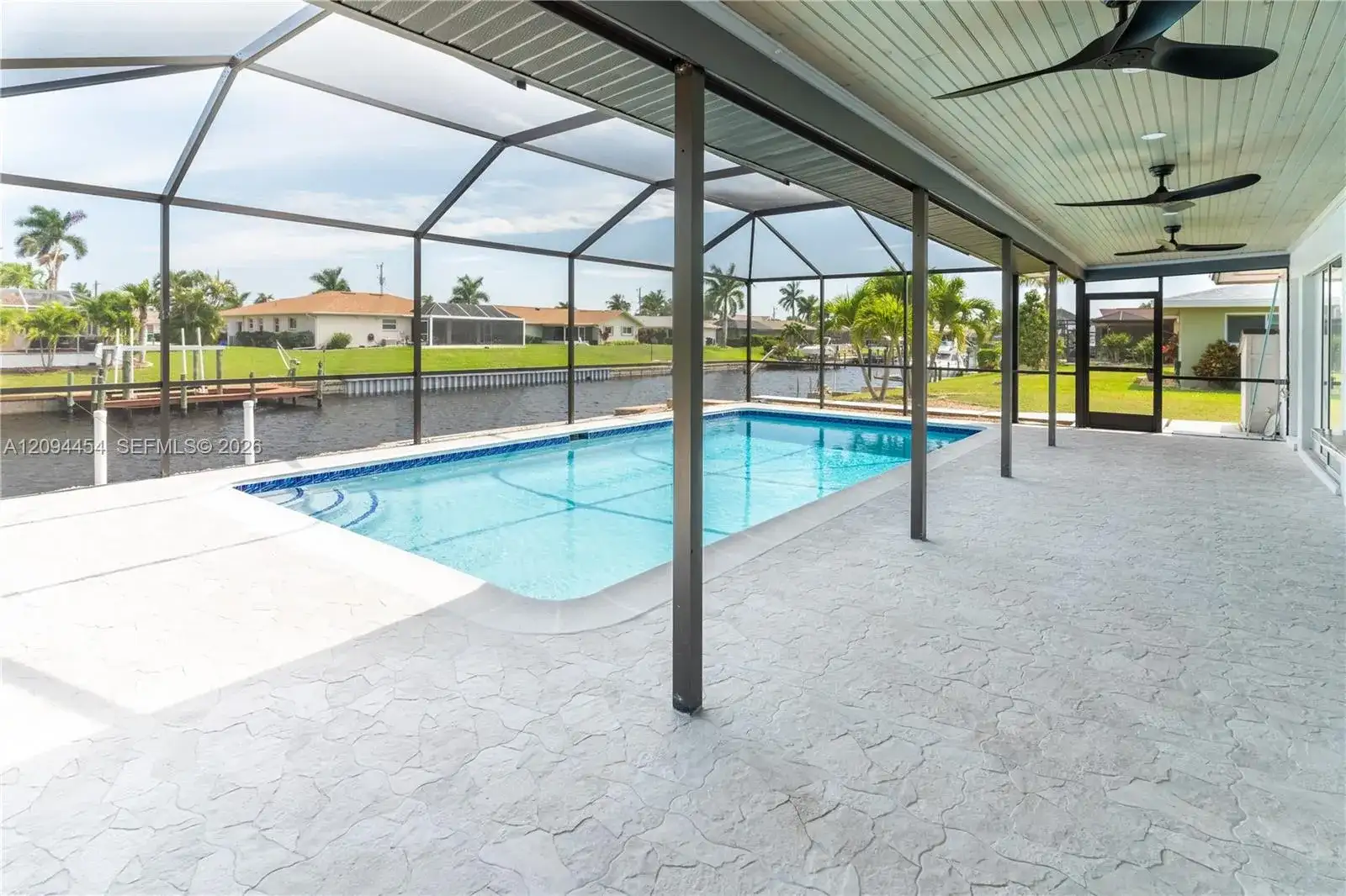 3405 SE 16th PL, Cape Coral FL 33904 photo 3