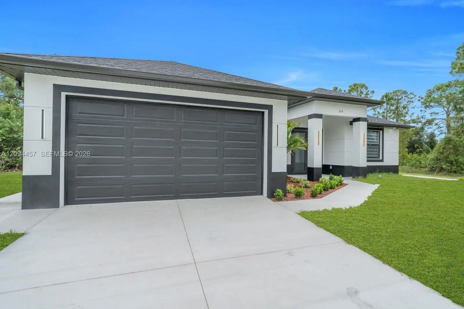 325 Leruth, Lehigh Acres FL 33974 photo 4