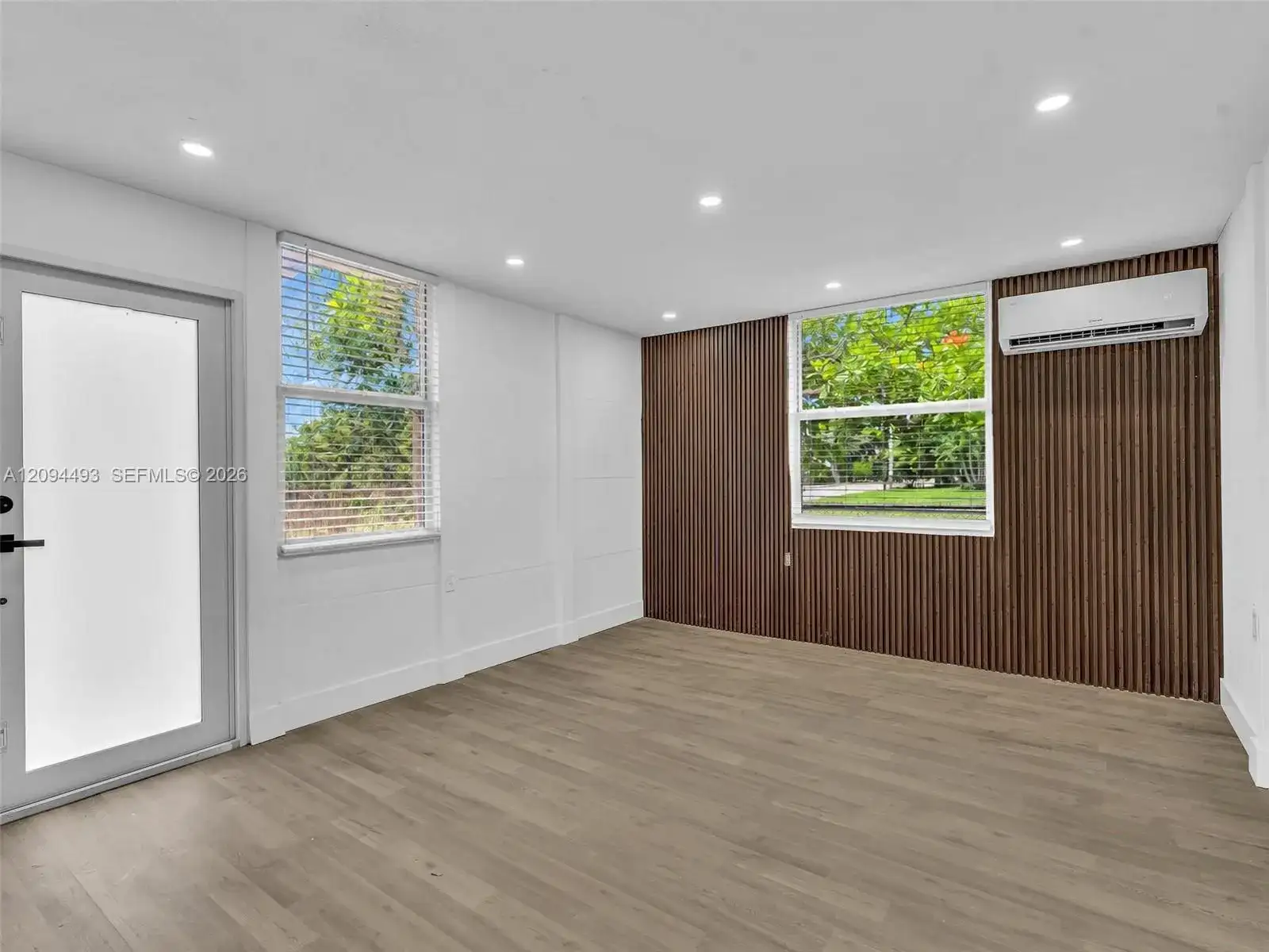 2805 NW 7th Ct, Fort Lauderdale FL 33311 photo 3