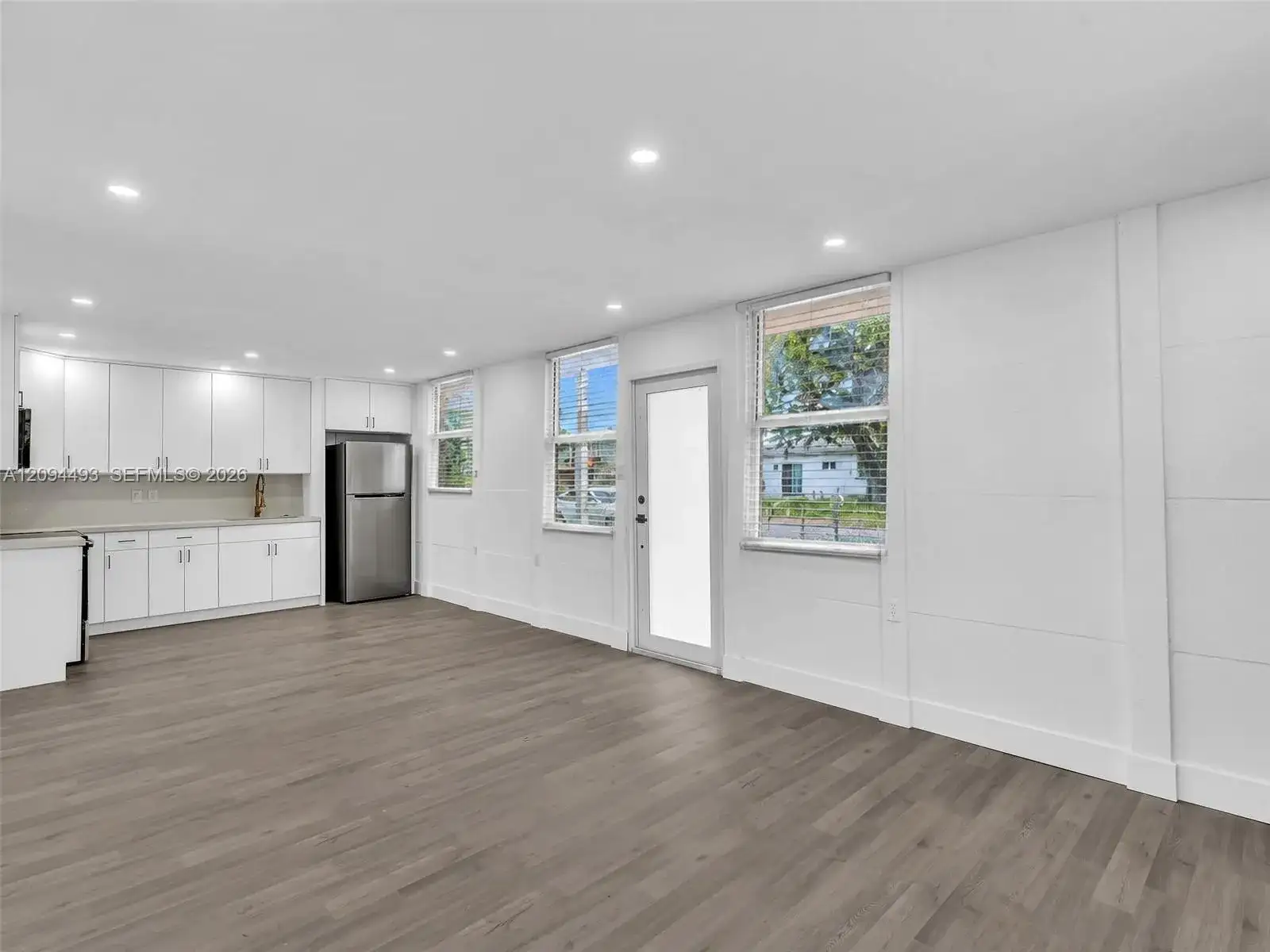 2805 NW 7th Ct, Fort Lauderdale FL 33311 photo 5
