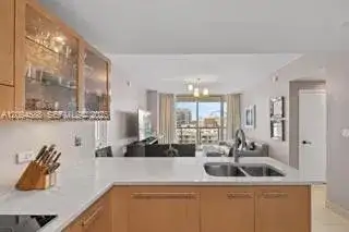 6799 Collins Ave # 606, Miami Beach FL 33141 photo 4