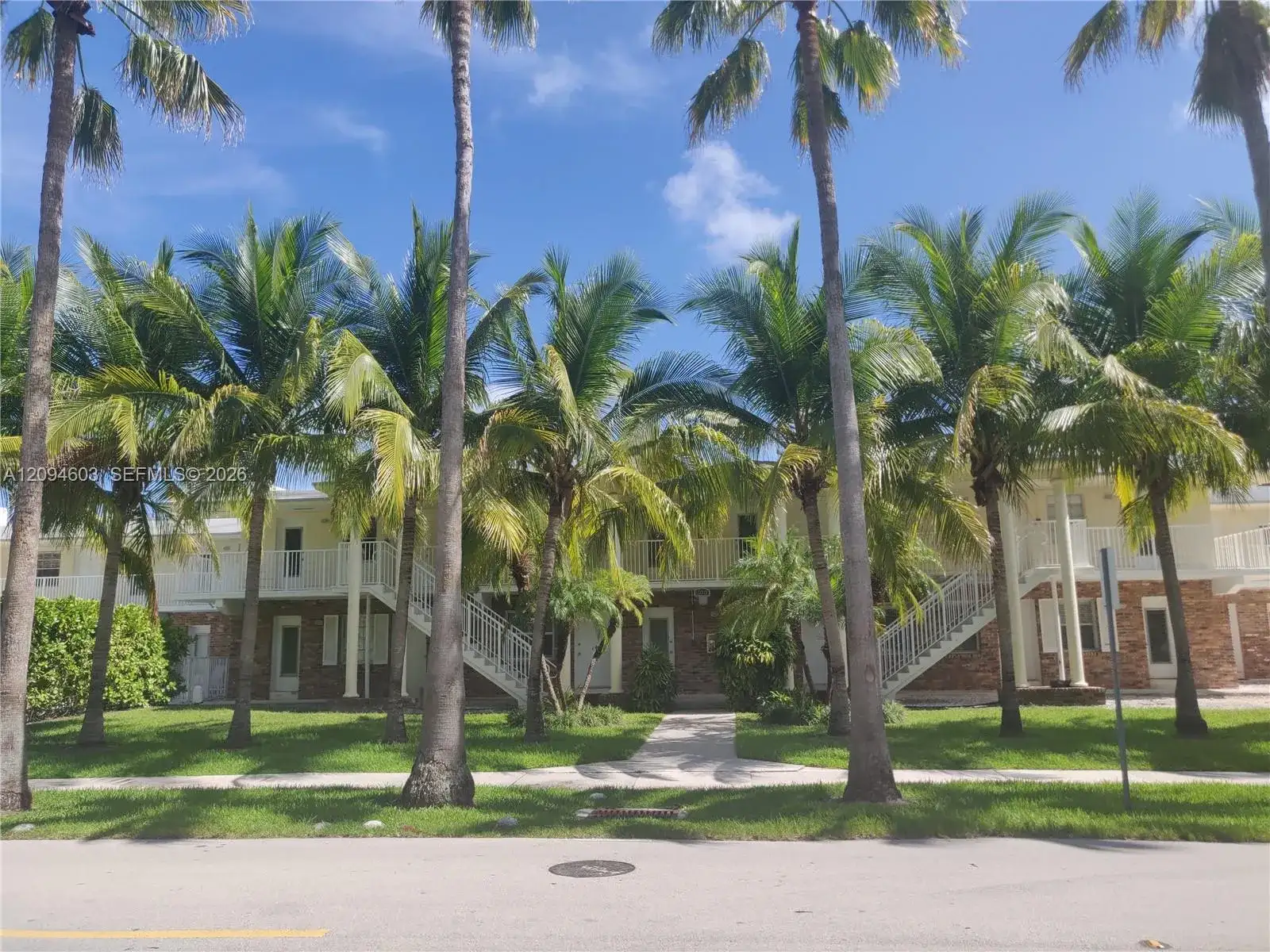 100 N Sunrise Dr # 28, Key Biscayne FL 33149 photo 2