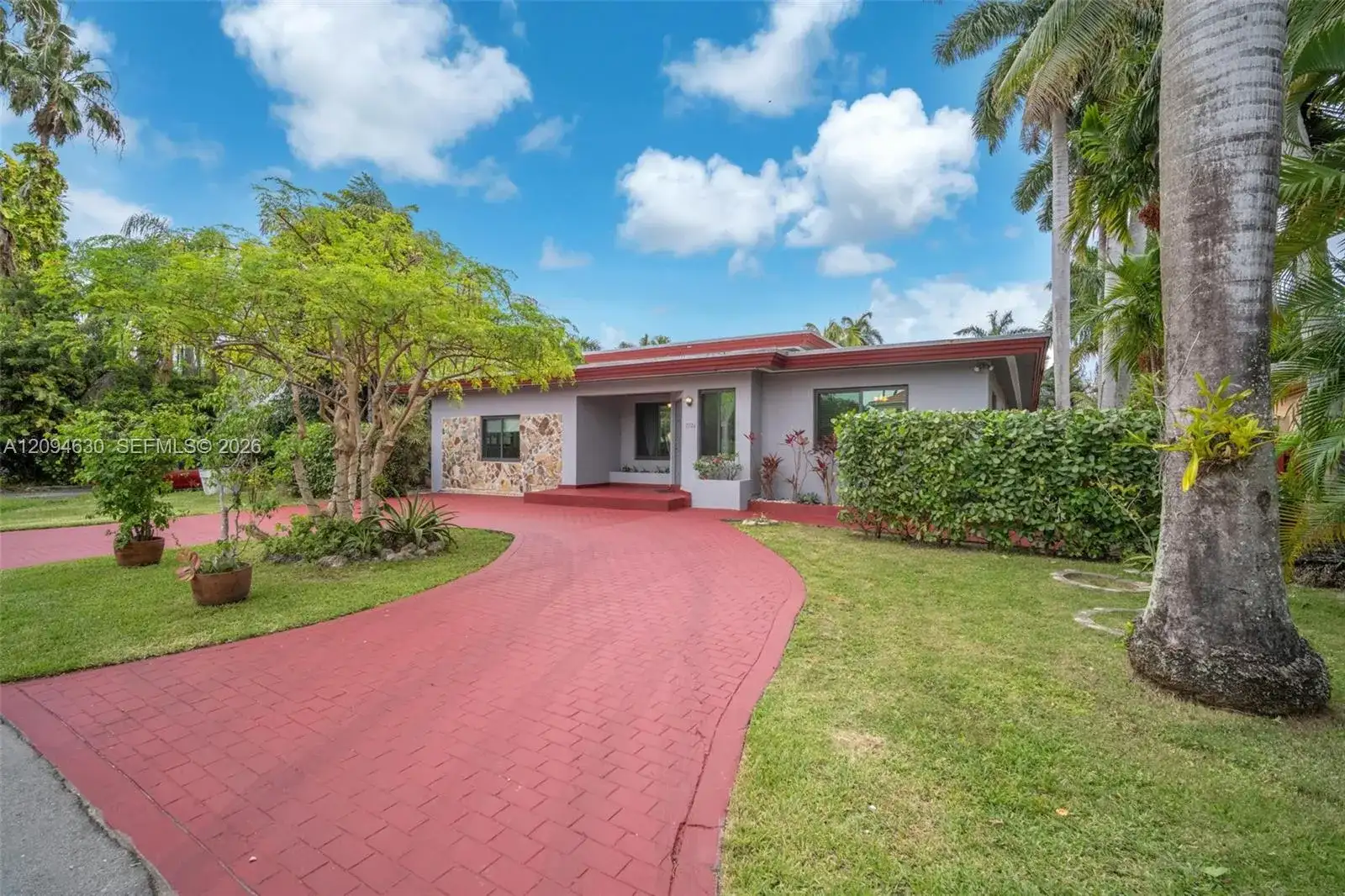 7701 Center Bay Dr, North Bay Village FL 33141 photo 5