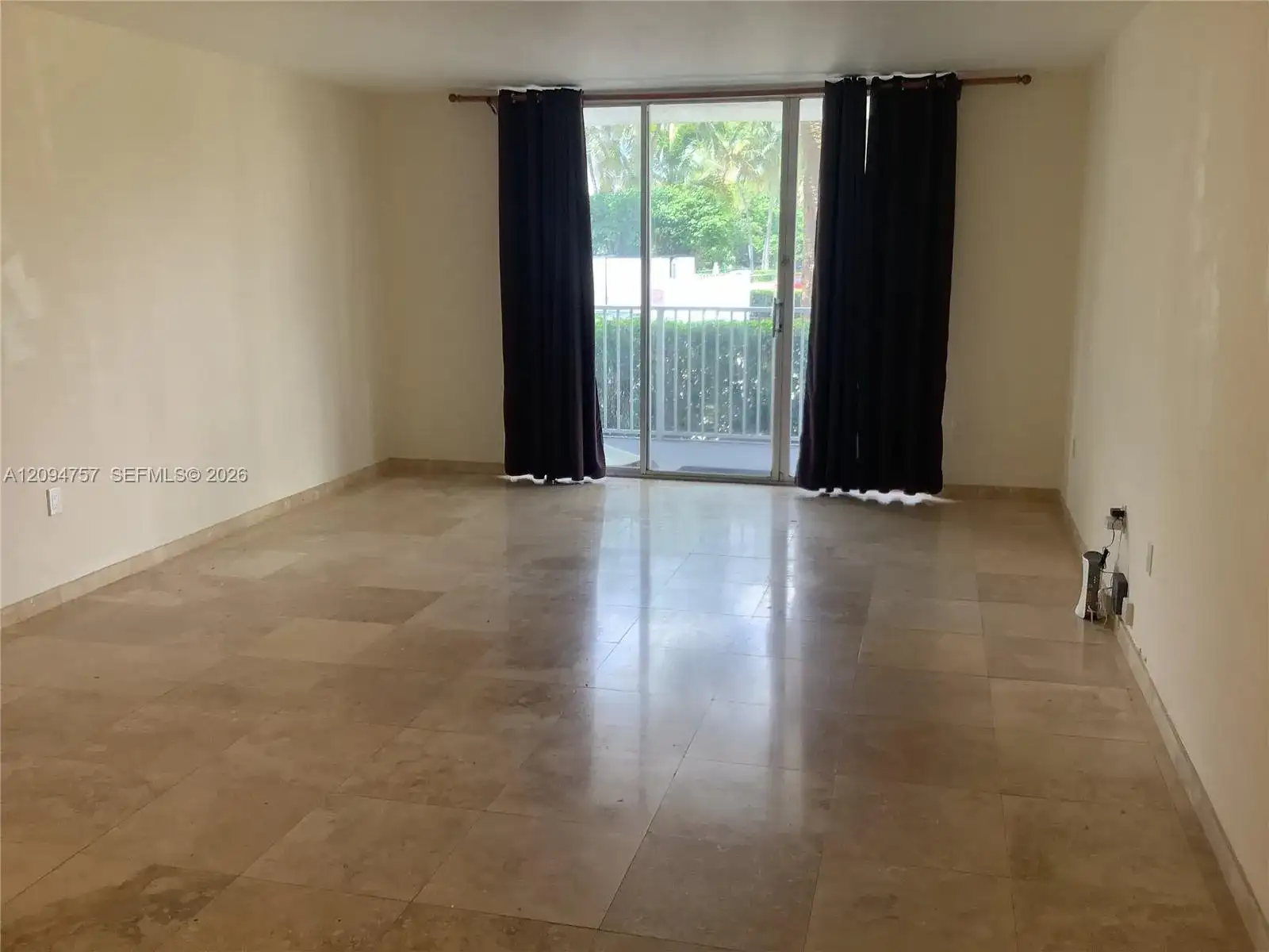 2801 NE 183rd St # 111W, Aventura FL 33160 photo 4
