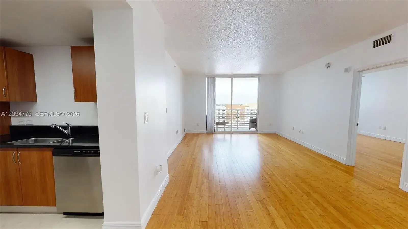 18800 NE 29th Ave # 922, Aventura FL 33180 photo 2