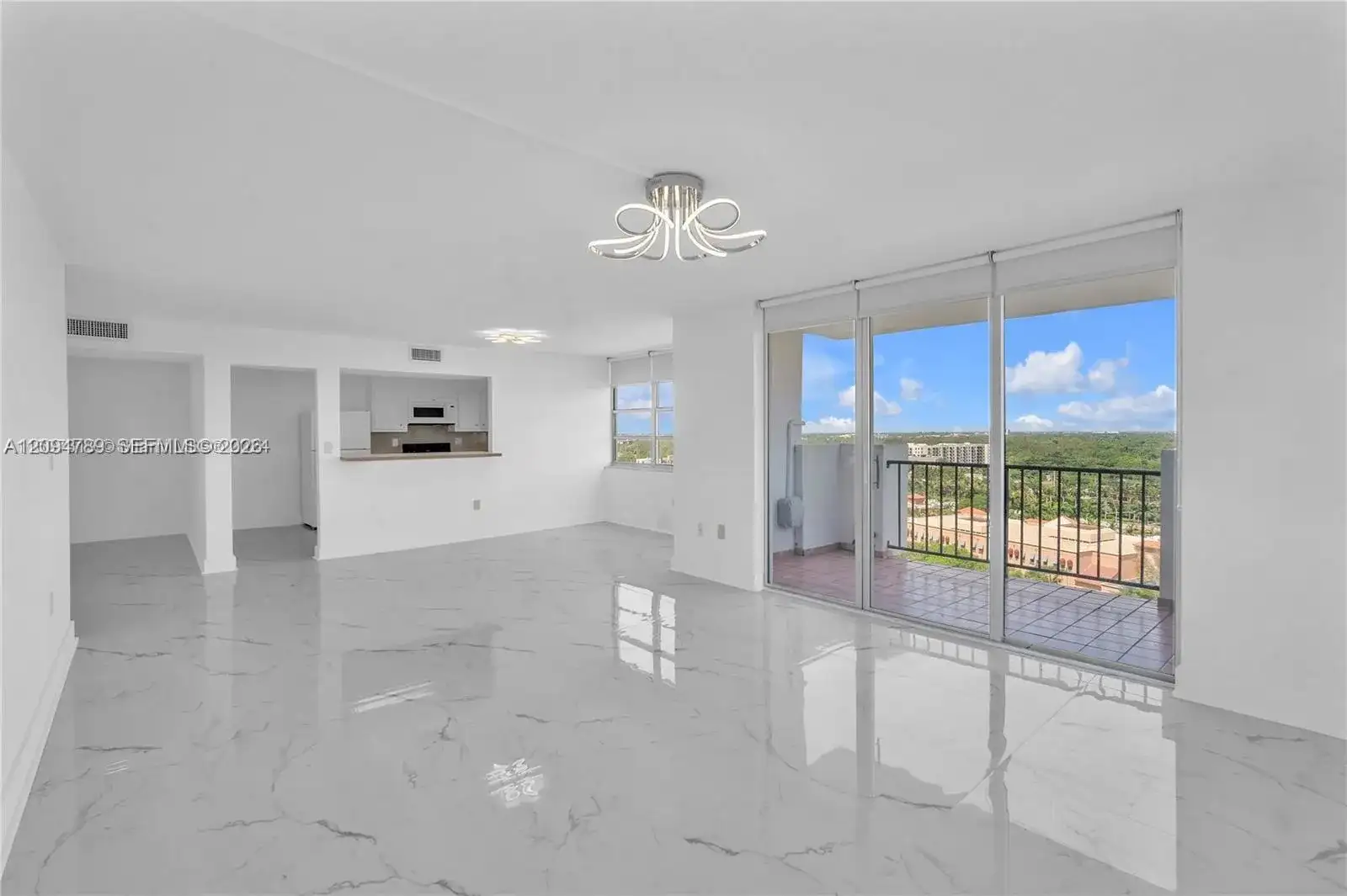 2780 NE 183rd St # 1601, Aventura FL 33160 photo 3