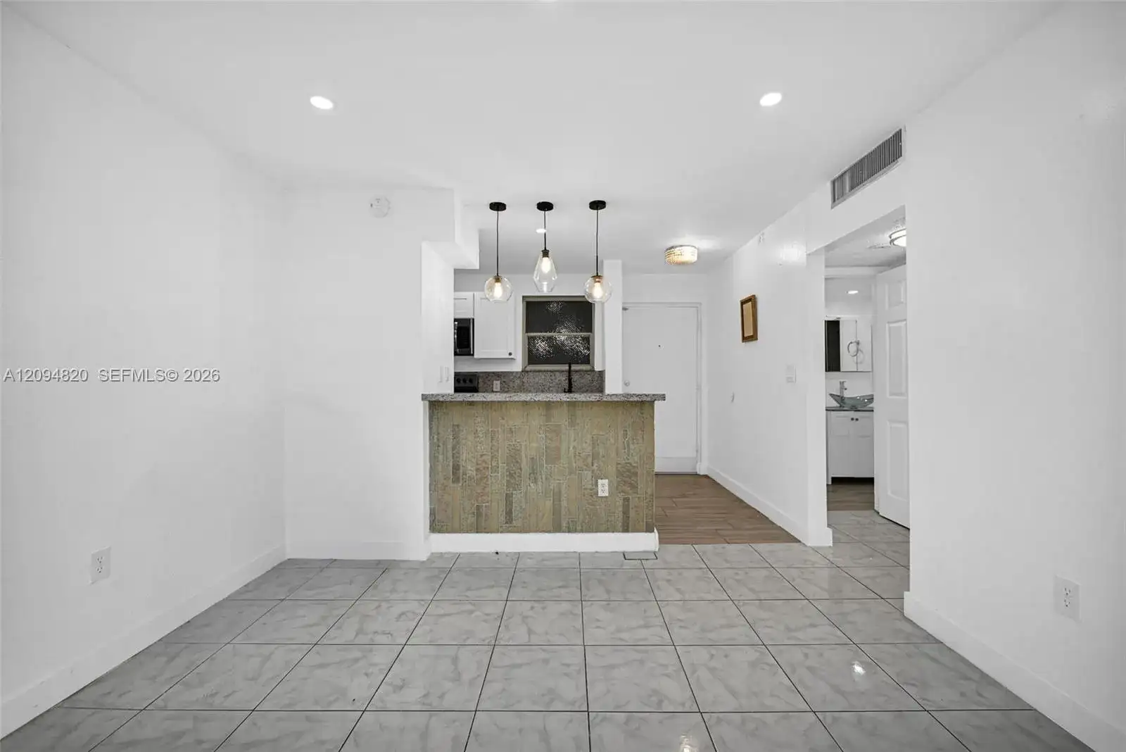 13101 Memorial Hwy # 104, North Miami FL 33161 photo 4