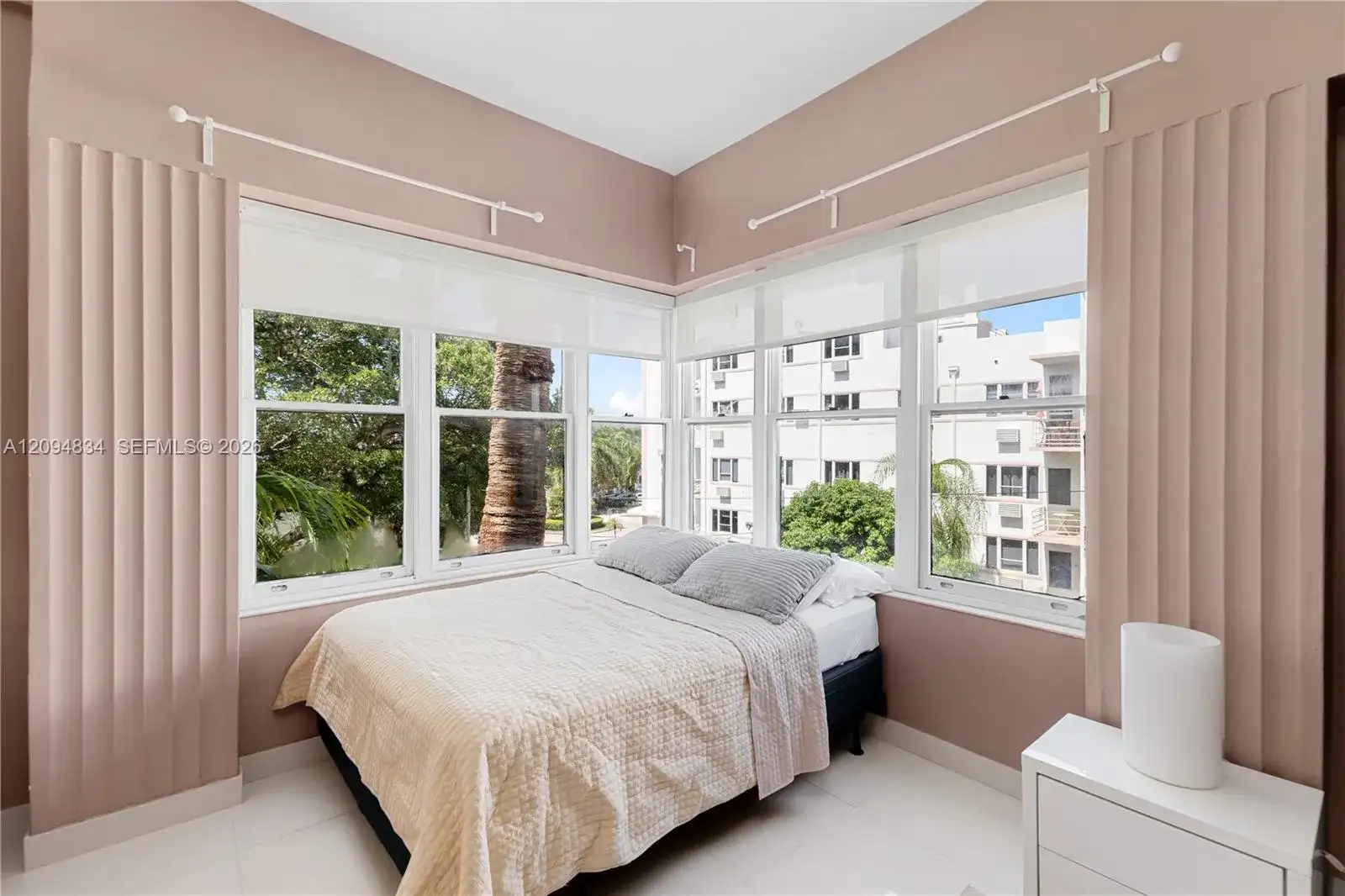 2421 Lake Pancoast Dr # 3B, Miami Beach FL 33140 photo 4