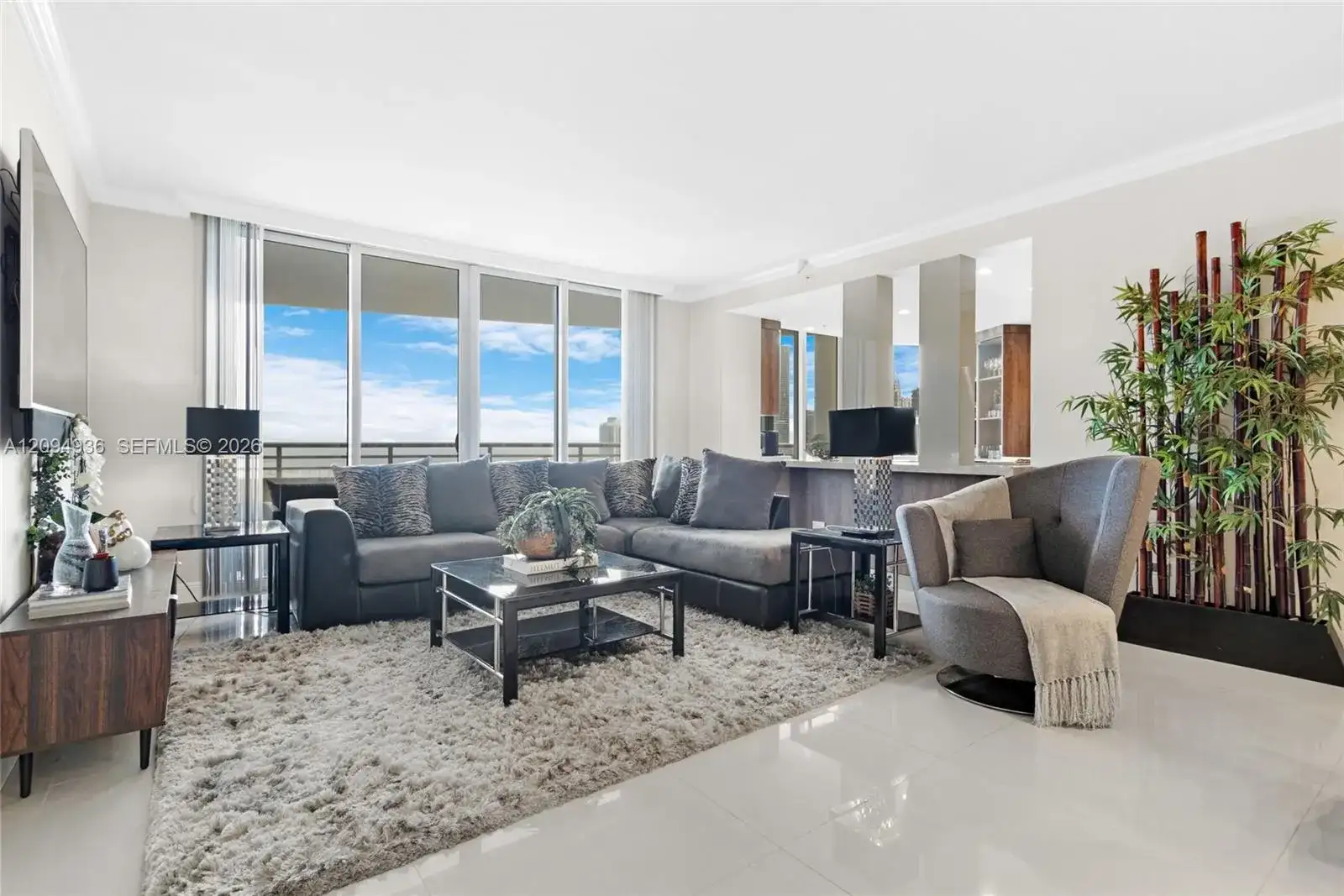 848 Brickell Key Dr # 3905, Miami FL 33131 photo 4