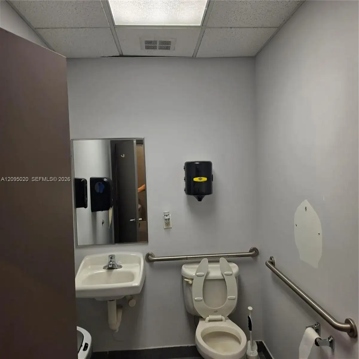 2051 NW 112th Ave # 109, Sweetwater FL 33172 photo 4