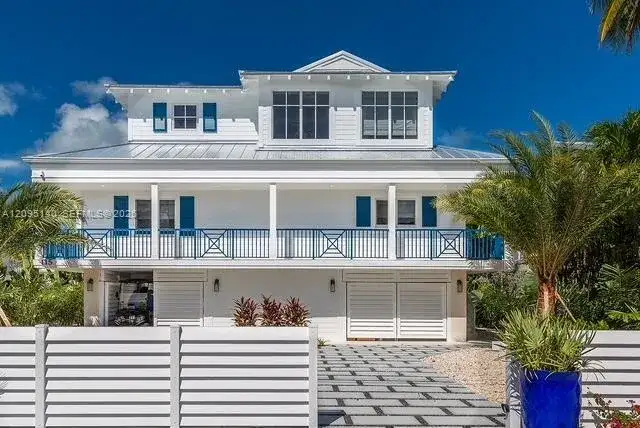 115 Villa Bella, Islamorada FL 33036 photo 2