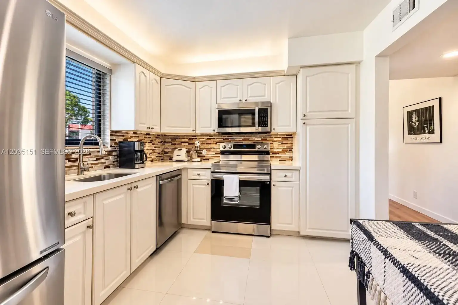 16273 Laurel Dr # 7, Weston FL 33326 photo 4