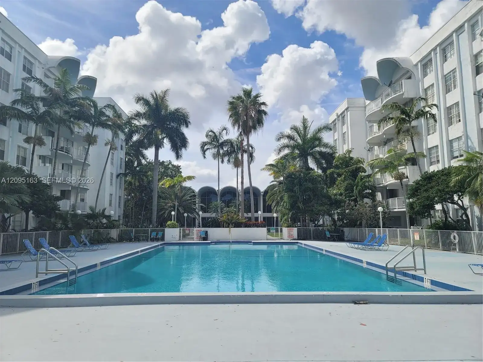 494 NW 165th St Rd # 602, Miami FL 33169 photo 2