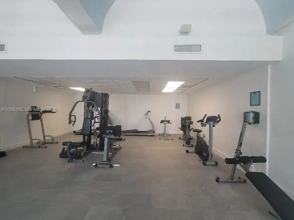 494 NW 165th St Rd # 602, Miami FL 33169 photo 3