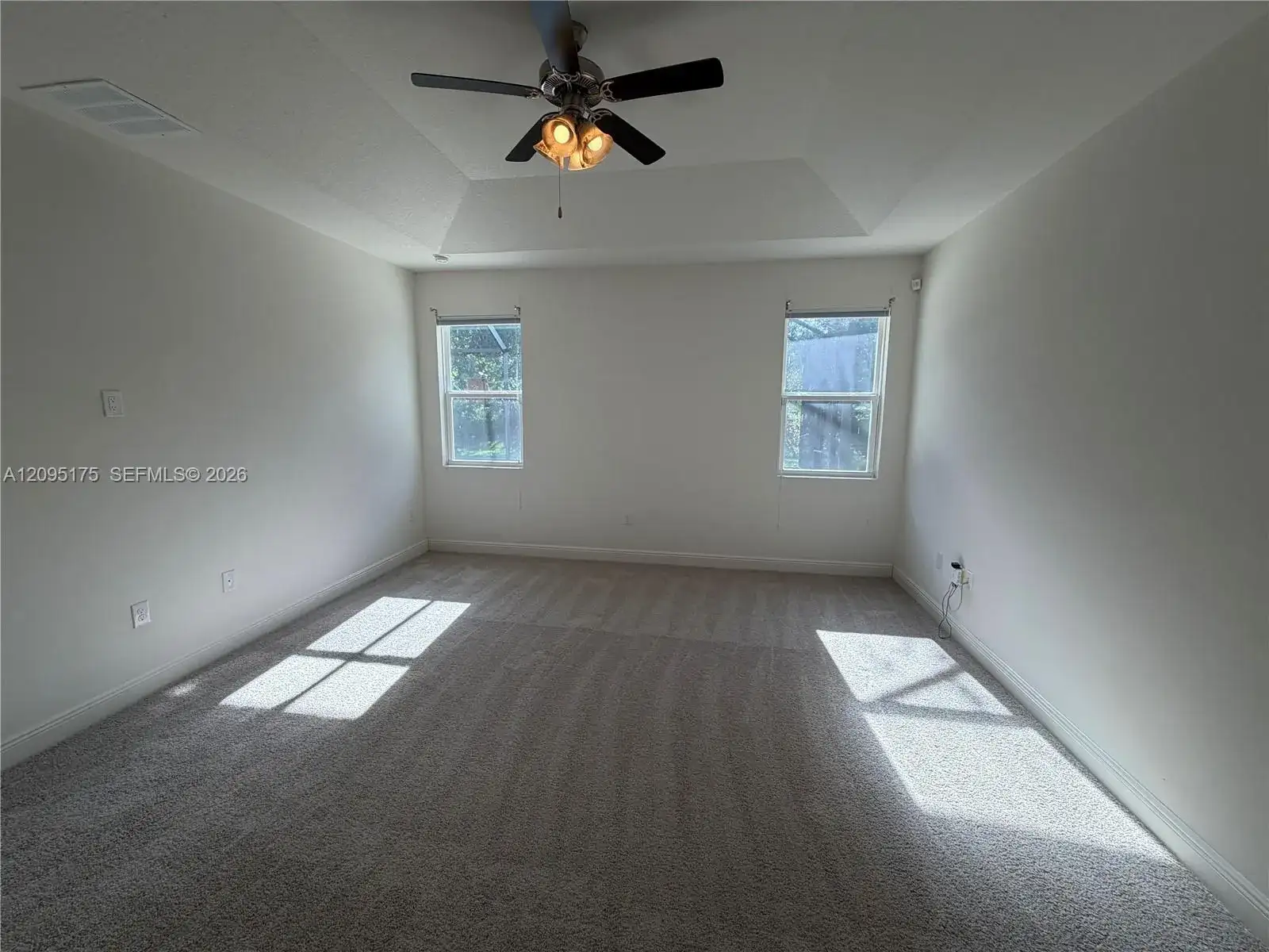 6435 Monserrat Dr, Vero Beach FL 32967 photo 4