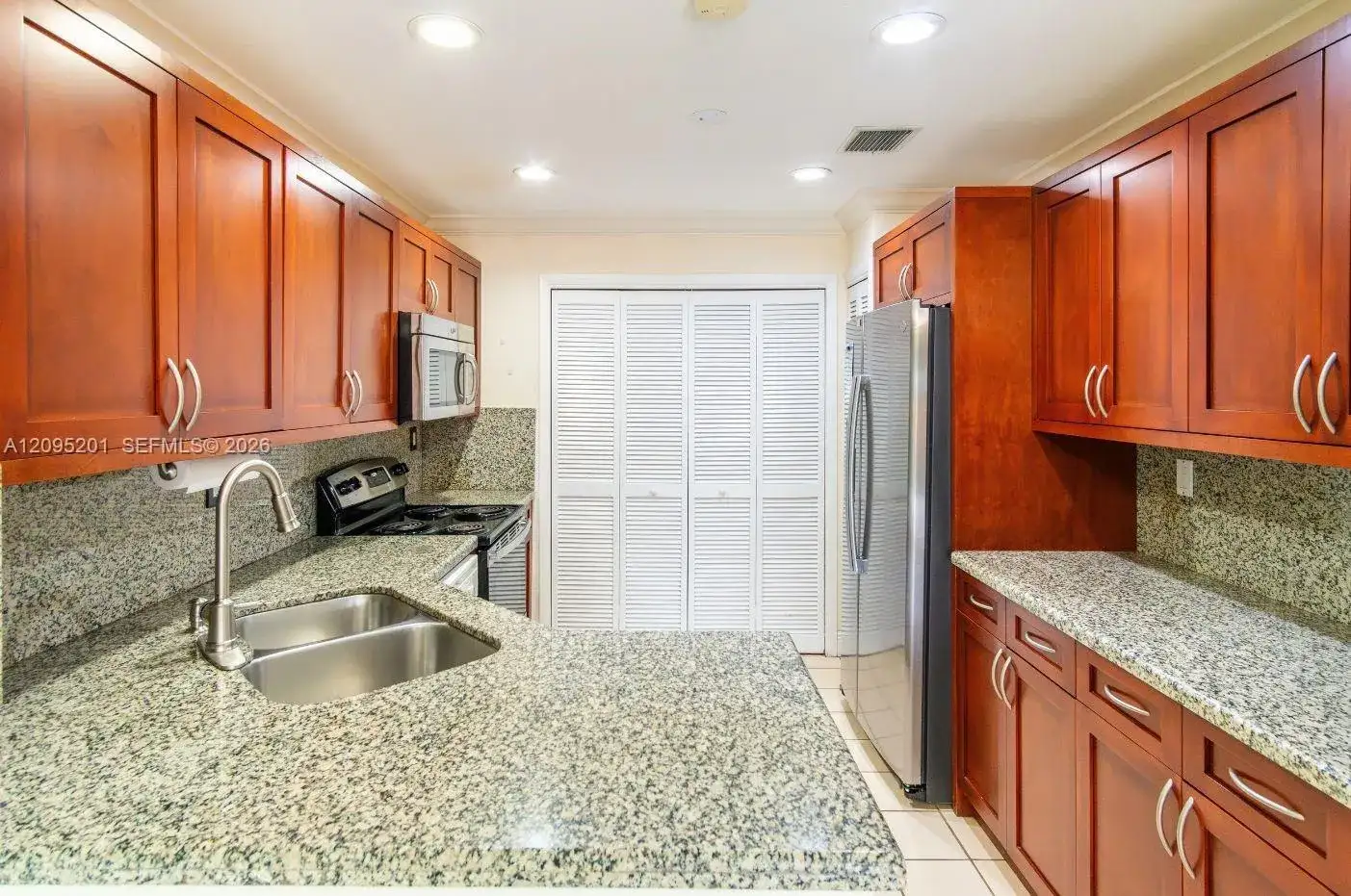 13429 SW 13th Ln, Miami FL 33184 photo 3