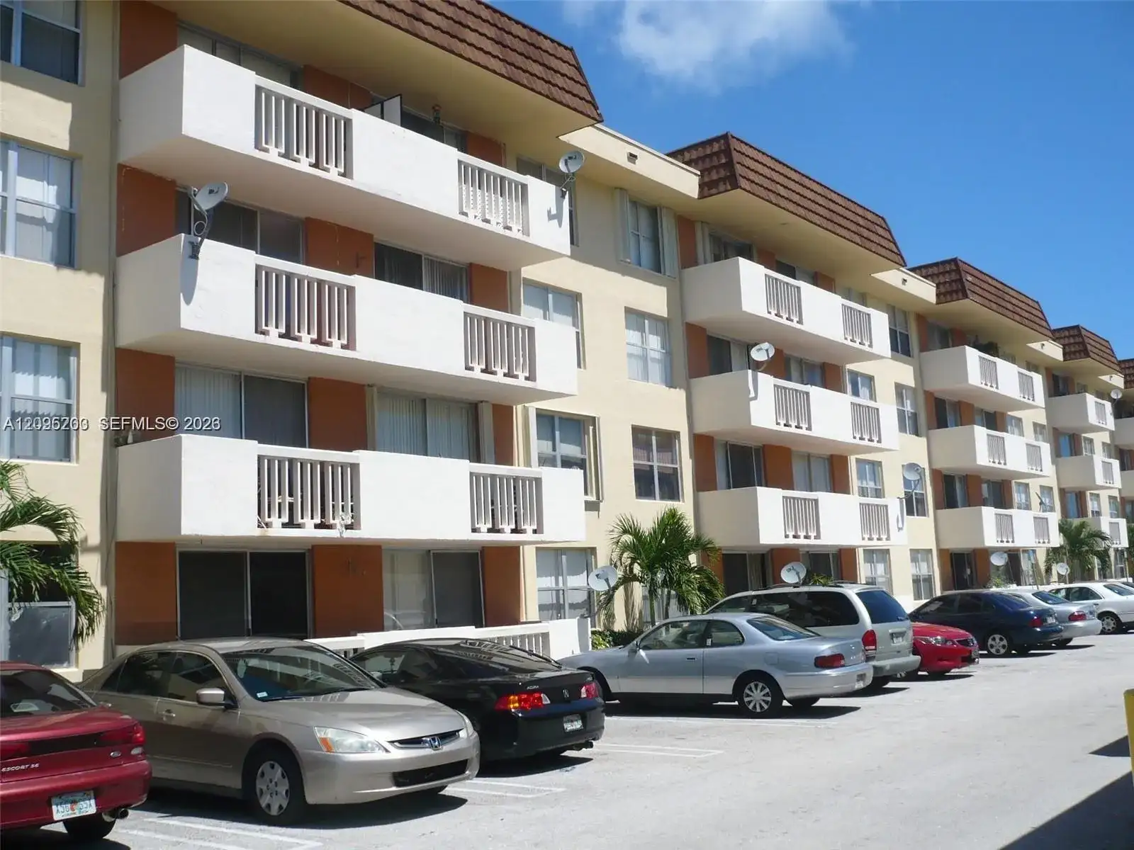 1800 Sans Souci Blvd # 316, North Miami FL 33181 photo 3