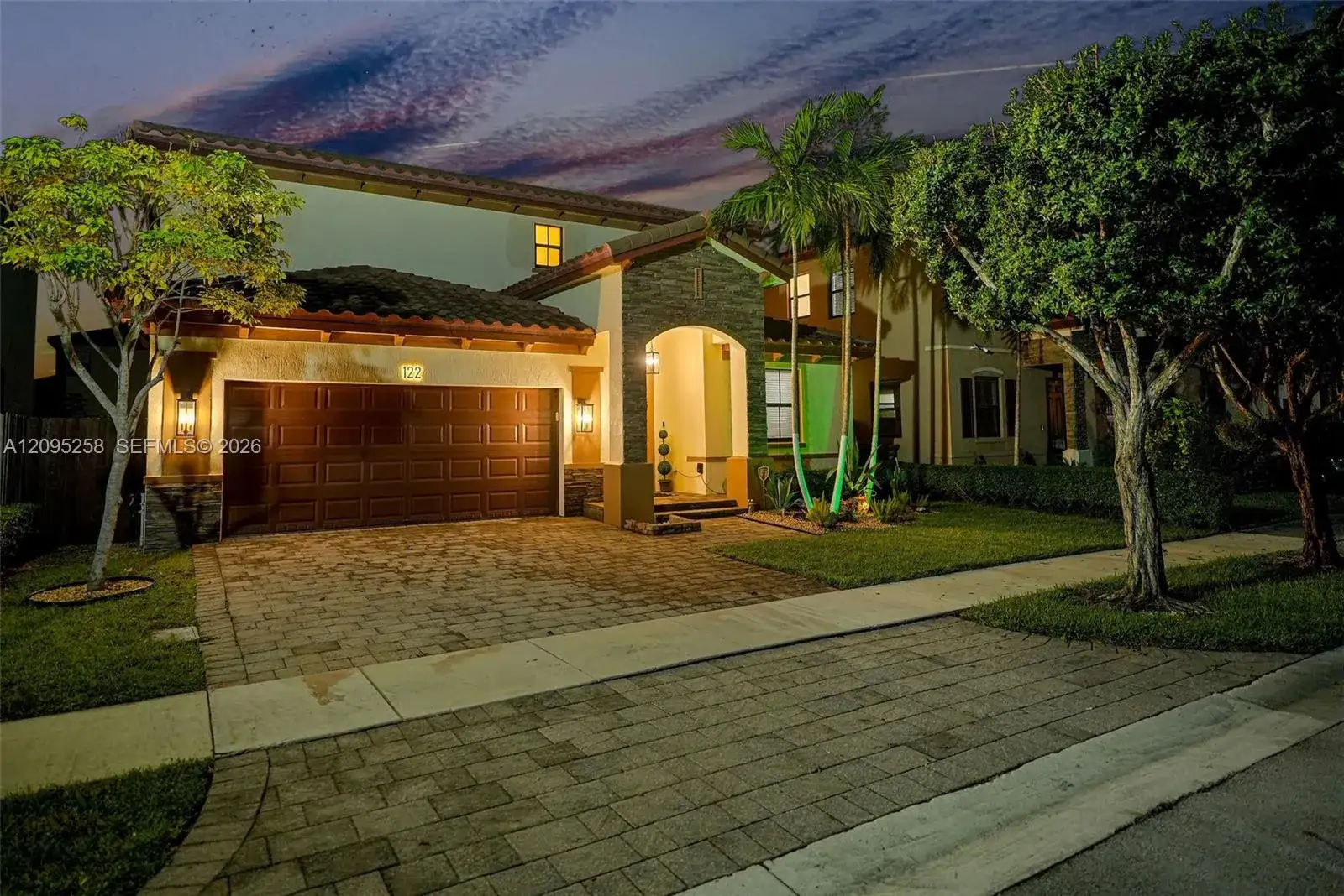 122 NE 27th Ave, Homestead FL 33033 photo 3