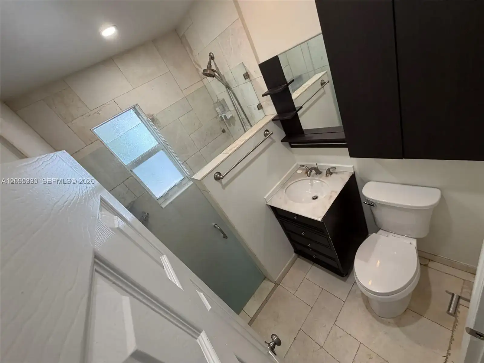 1047 SW 76th Ave # 1045, Miami FL 33144 photo 3