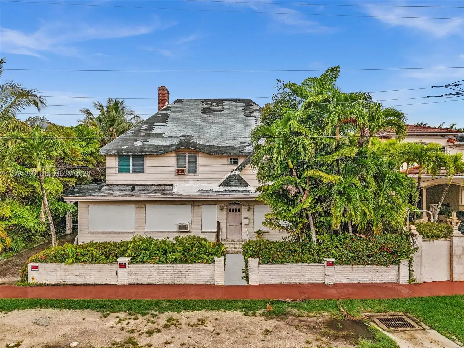 3746 Chase Ave, Miami Beach FL 33140 photo 2