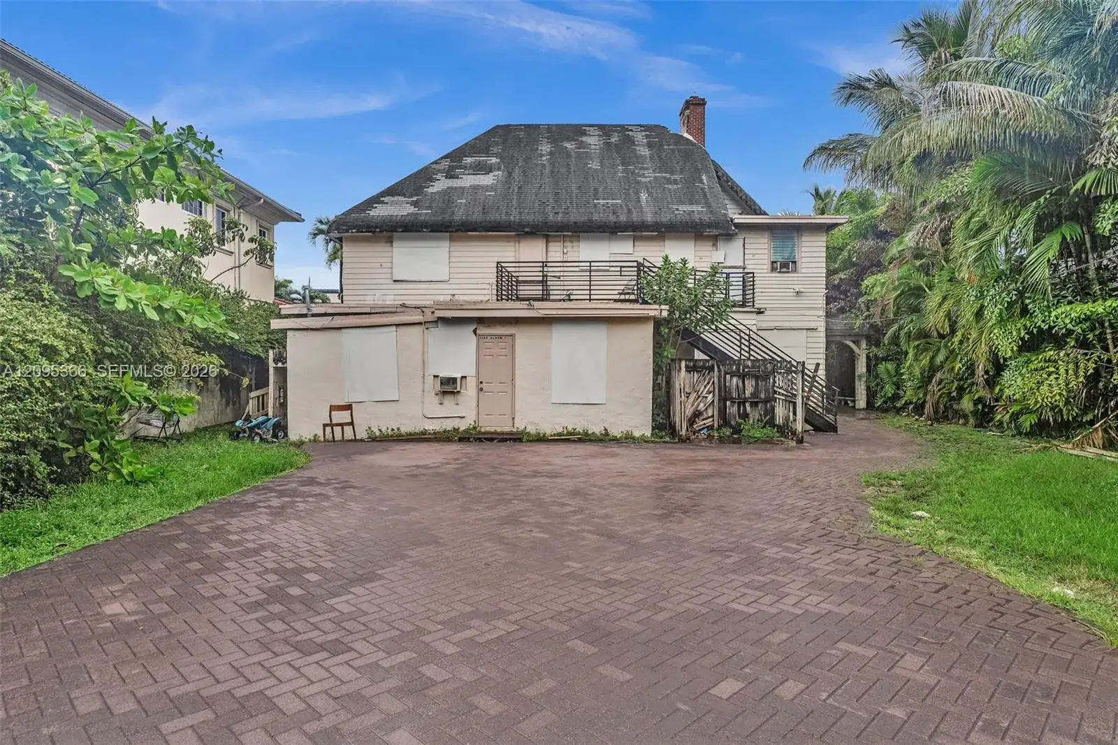 3746 Chase Ave, Miami Beach FL 33140 photo 4