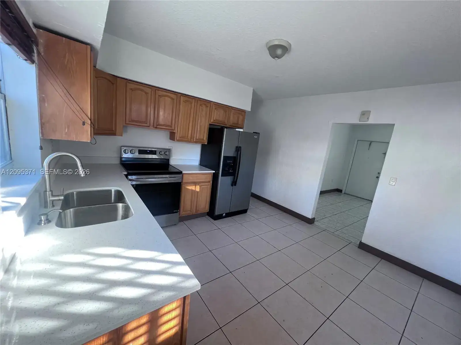 1995 NE 167th St # 1, North Miami Beach FL 33162 photo 3