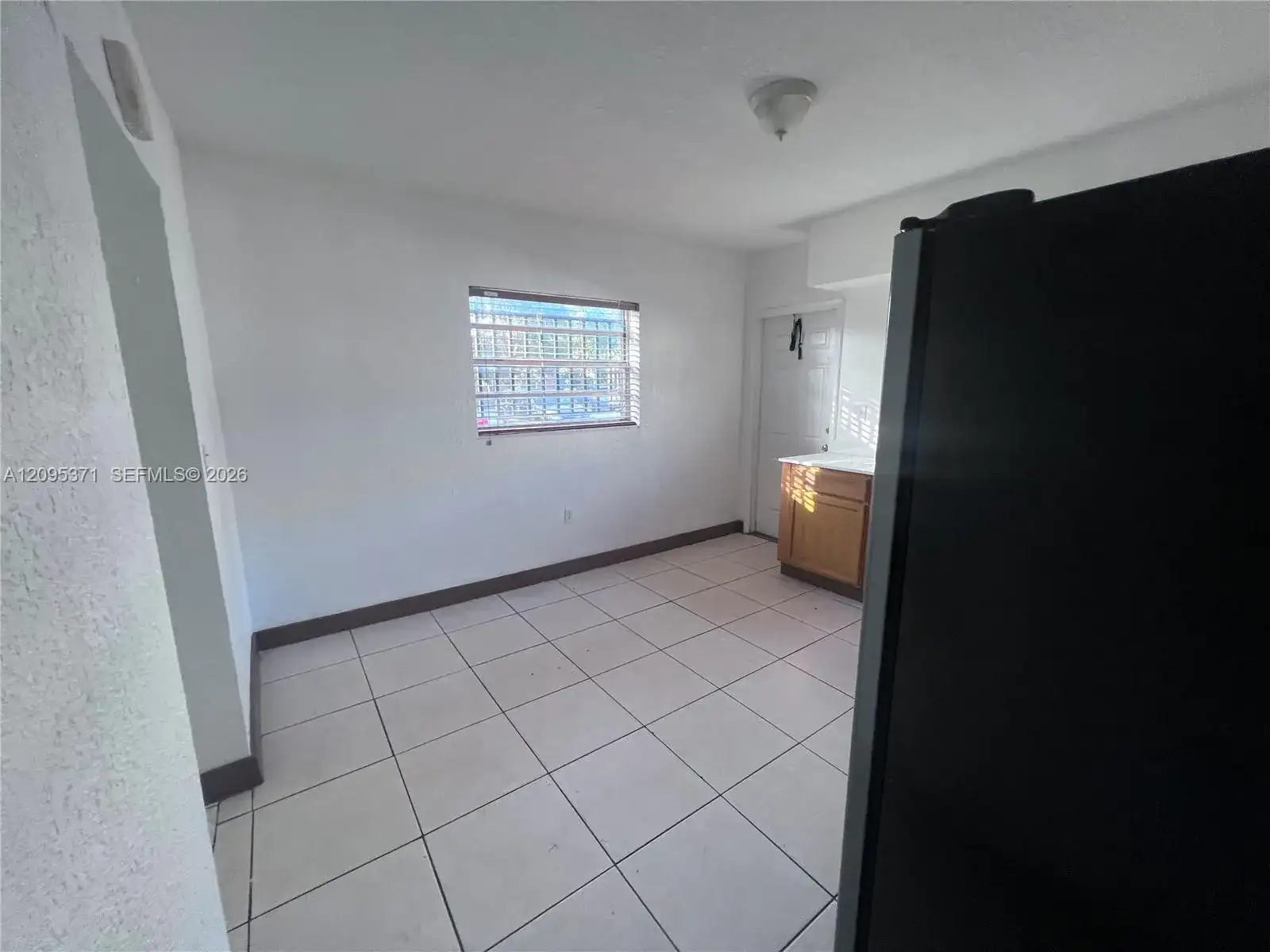 1995 NE 167th St # 1, North Miami Beach FL 33162 photo 4