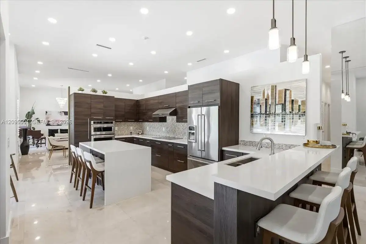 331 SW 124th Ave, Miami FL 33184 photo 4