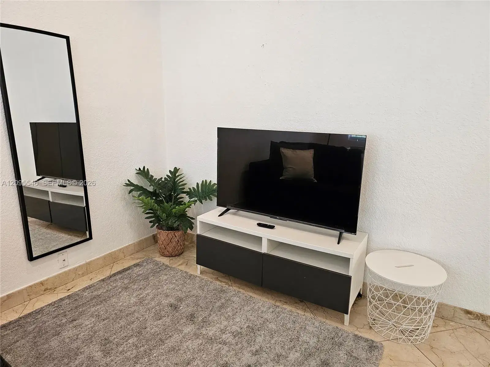 500 14th St # 203, Miami Beach FL 33139 photo 4