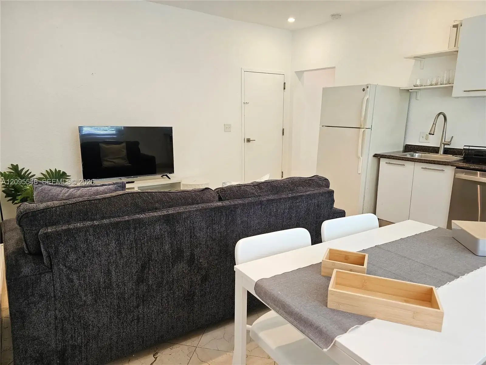 500 14th St # 203, Miami Beach FL 33139 photo 5
