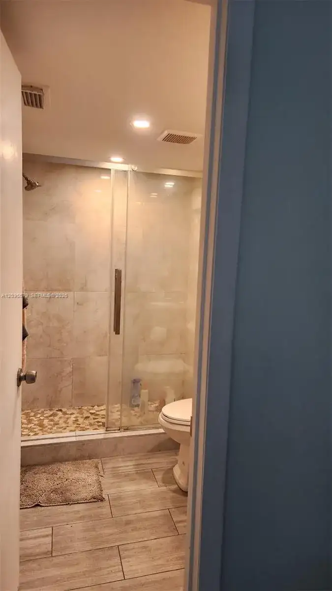 8801 Wiles Rd # 208, Coral Springs FL 33067 photo 4
