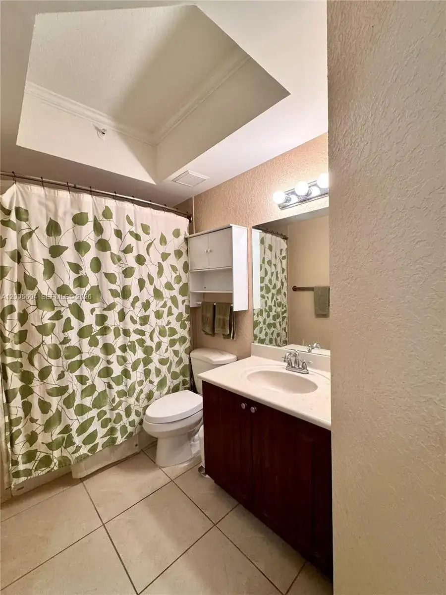 2301 SW 27th Ave # 1500, Miami FL 33145 photo 3
