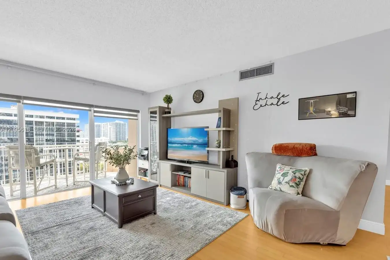 1985 S Ocean Dr # 10G, Hallandale Beach FL 33009 photo 4