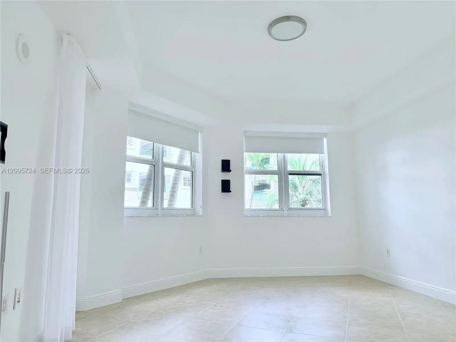 19900 E Country Club Dr # 216, Aventura FL 33180 photo 4