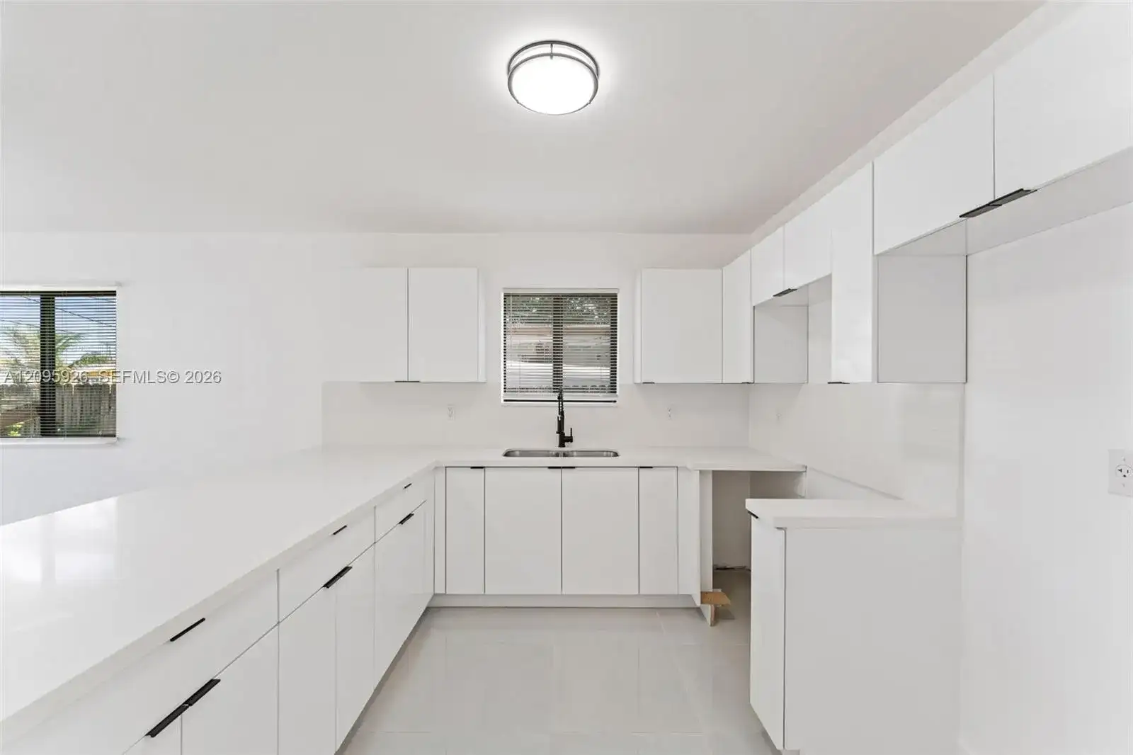 1556 NW 68th Ter, Miami FL 33147 photo 3
