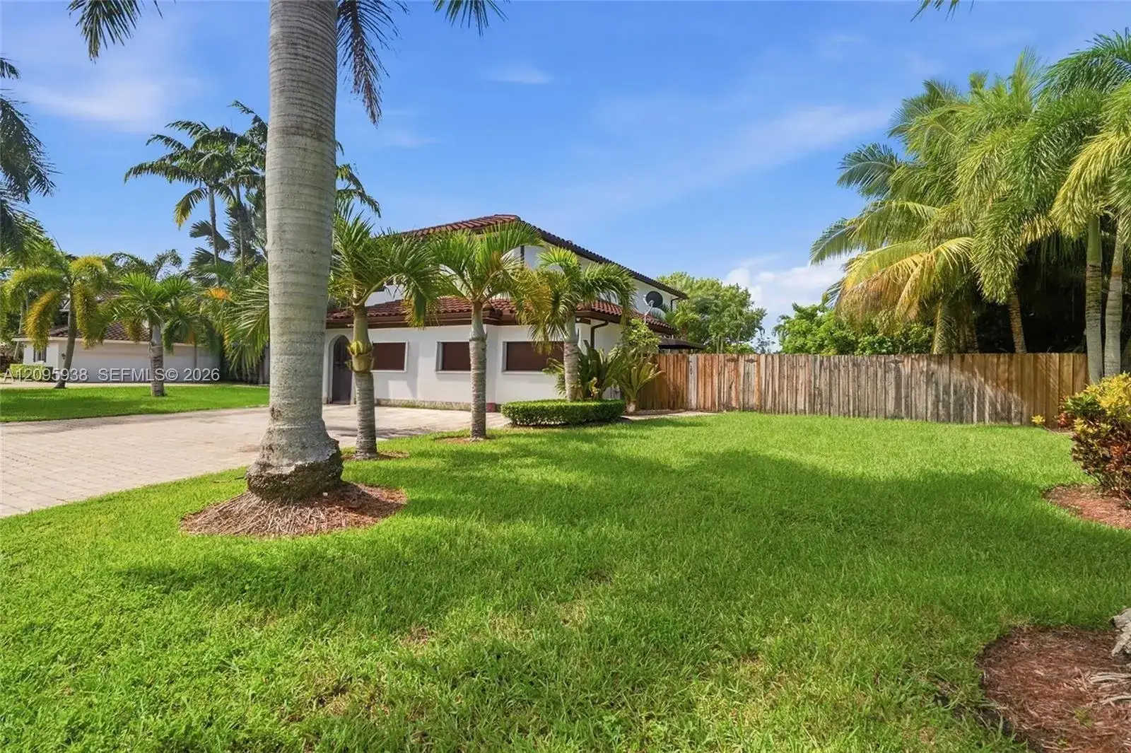 21046 SW 133rd Ct, Miami FL 33177 photo 5