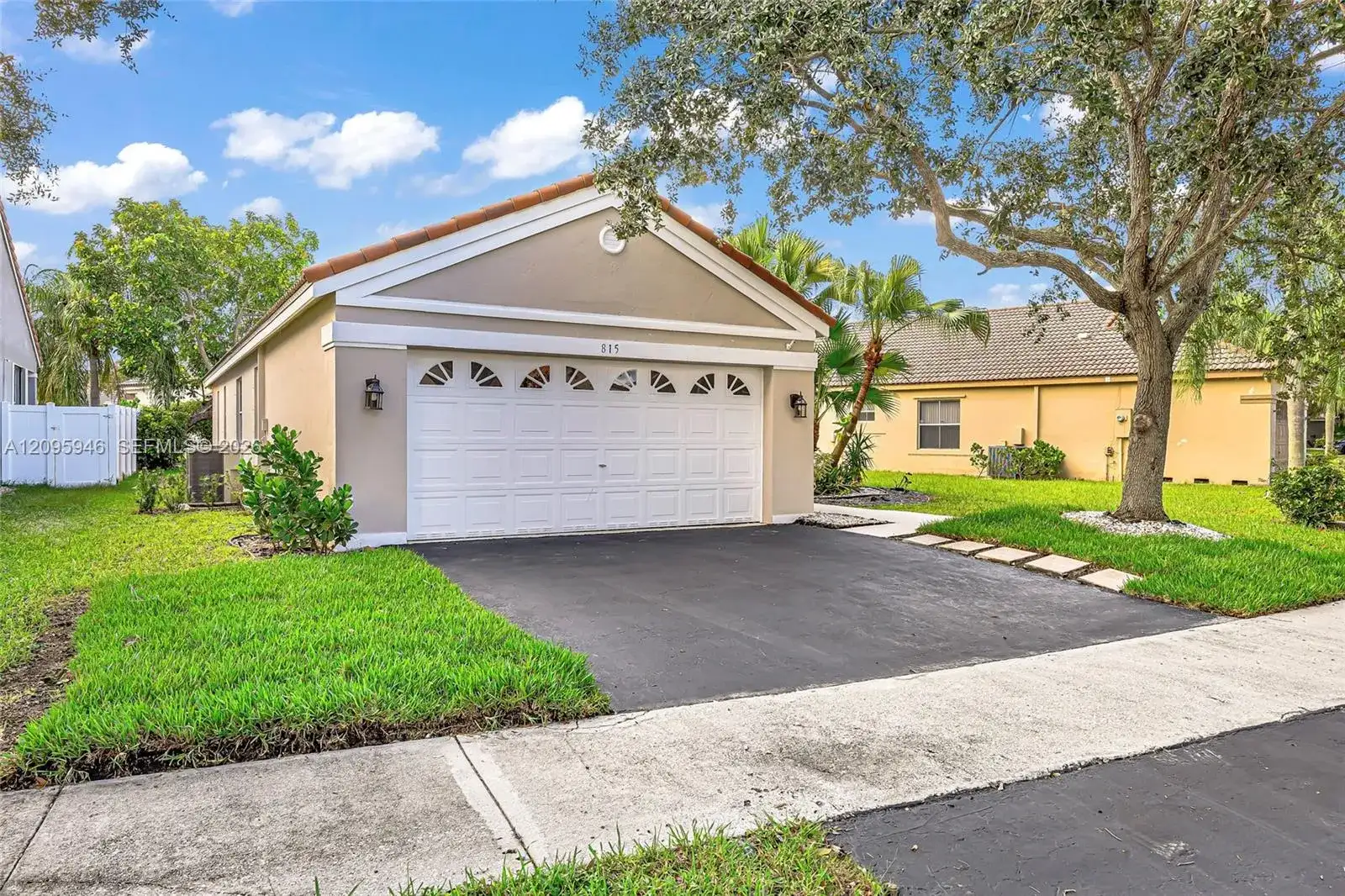 815 Falling Water Rd, Weston FL 33326 photo 2