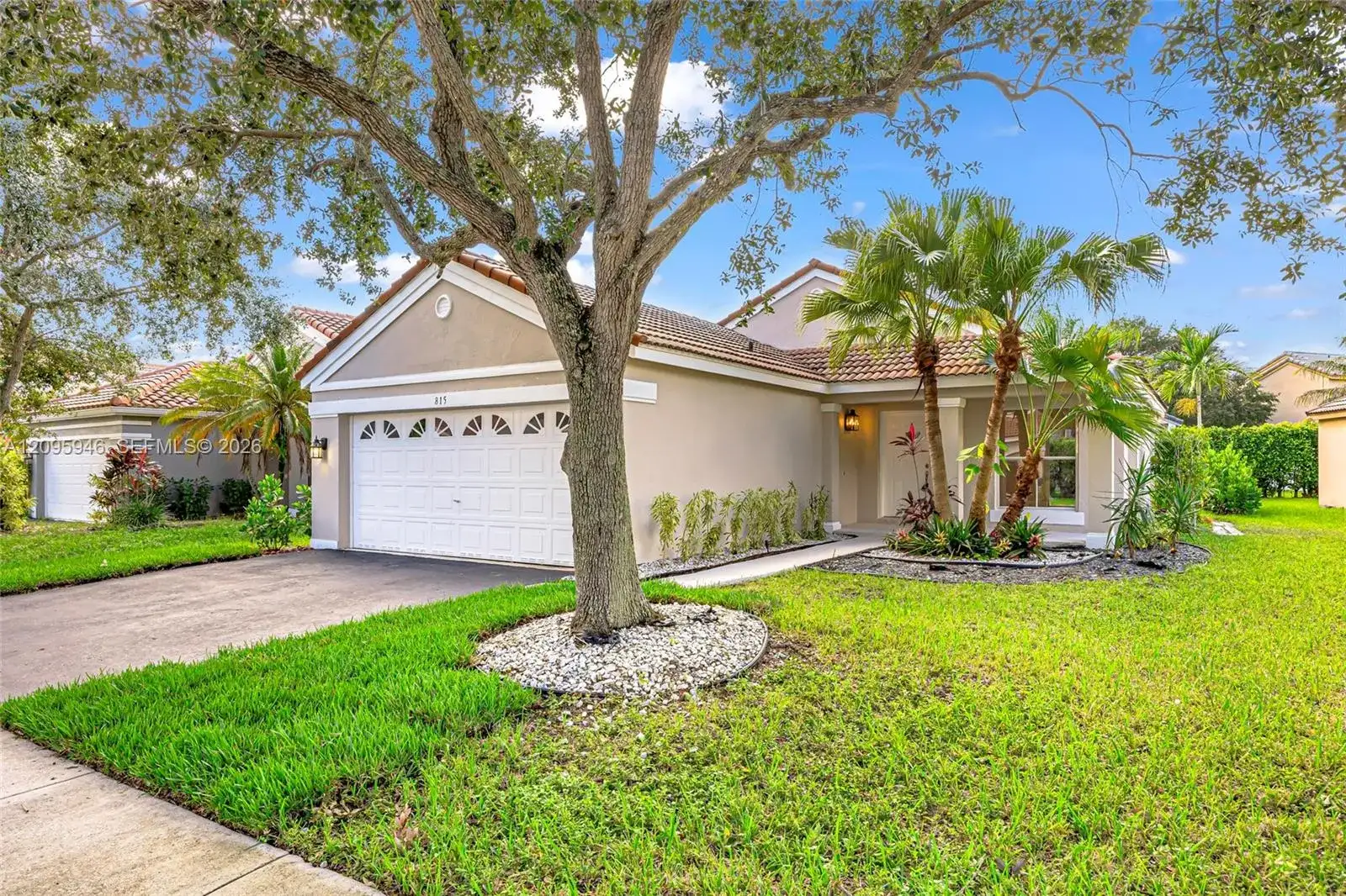 815 Falling Water Rd, Weston FL 33326 photo 3