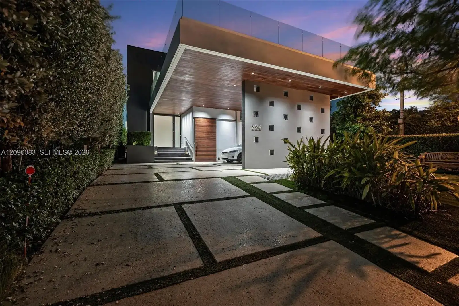 226 W Rivo Alto Dr, Miami Beach FL 33139 photo 3