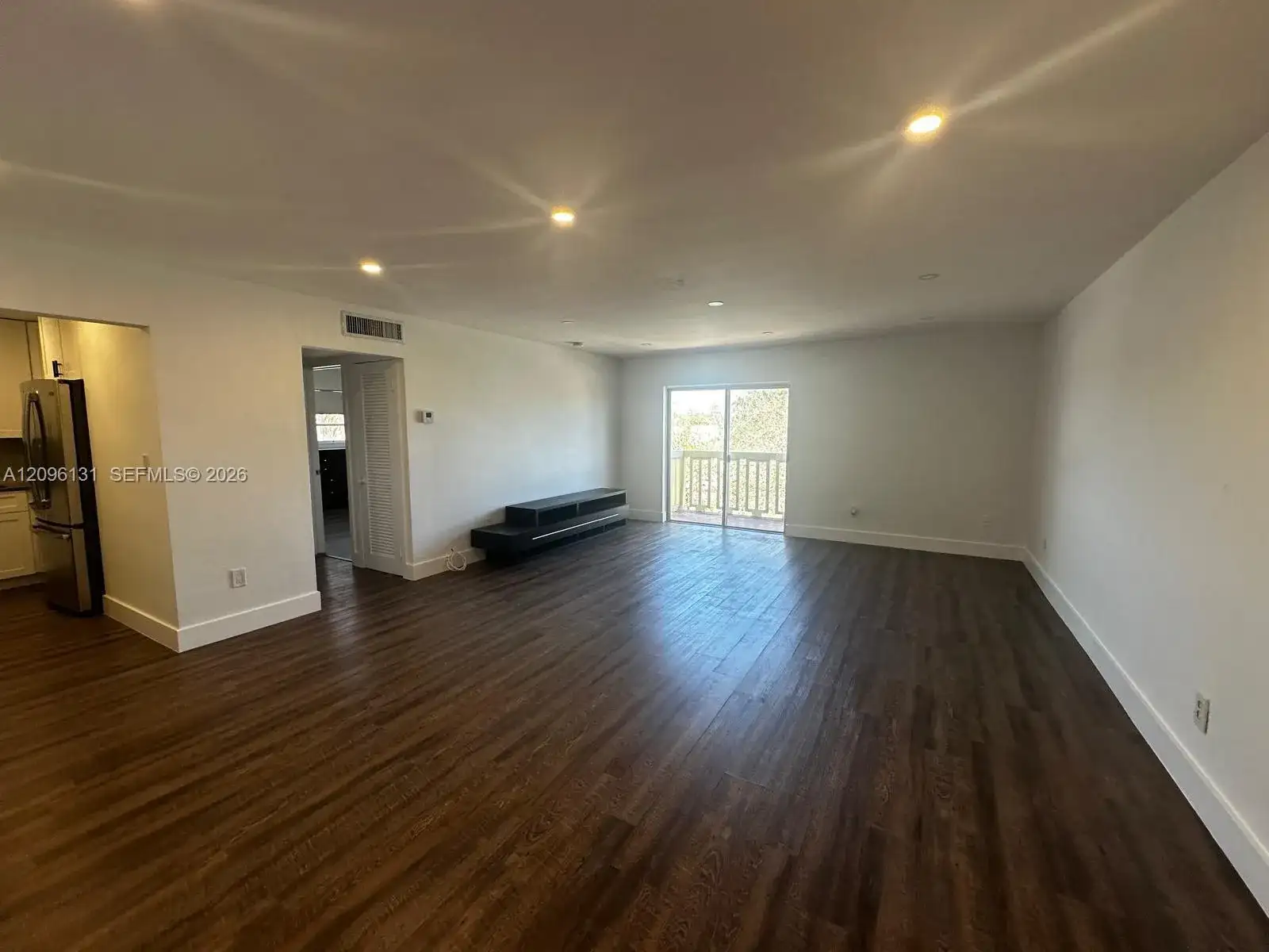 770 NE 128th St # 303, North Miami FL 33161 photo 4