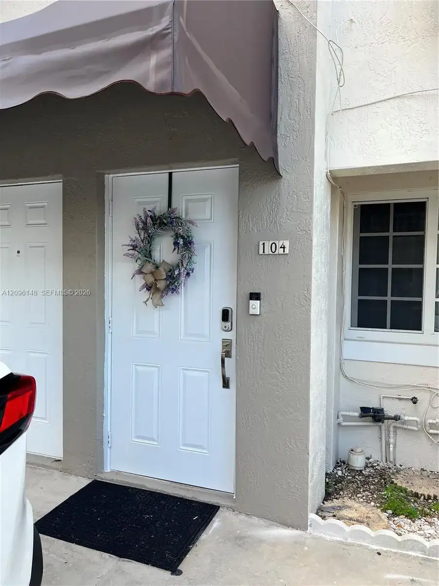 12035 SW 14th St # 104, Miami FL 33184 photo 5