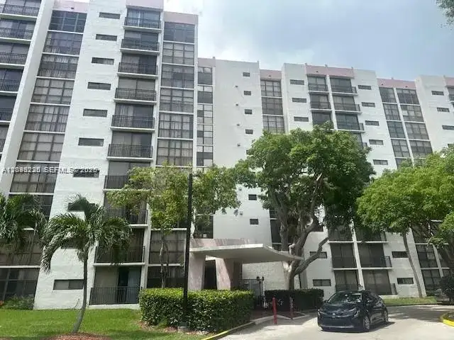 17021 N Bay Rd # 521, Sunny Isles Beach FL 33160 photo 2
