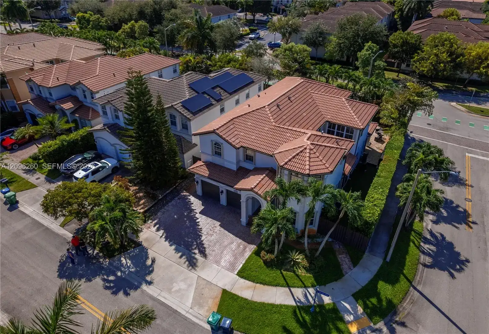 11530 NW 82nd Ter, Doral FL 33178 photo 4