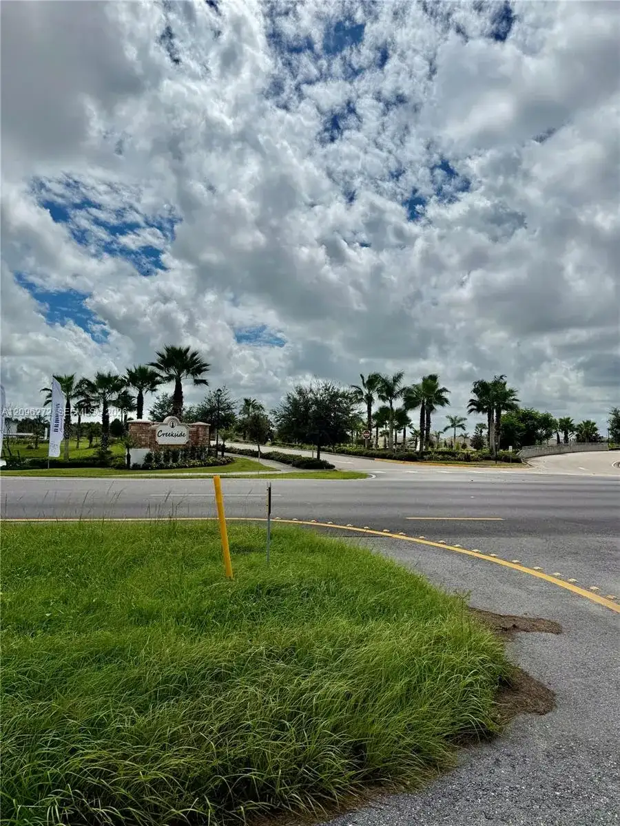 3408 Trinity Cir, Fort Pierce FL 34945 photo 2